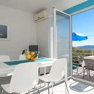 apartments-krajina.primorje-gorskikotar.com/